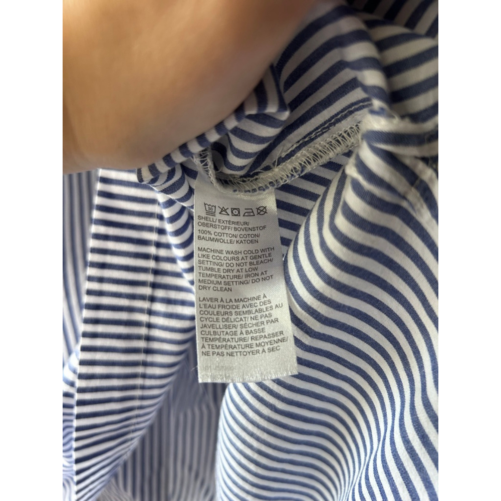Women's Saks Fifth Avenue Top Size M Blue White Striped - Picture 3 of 4